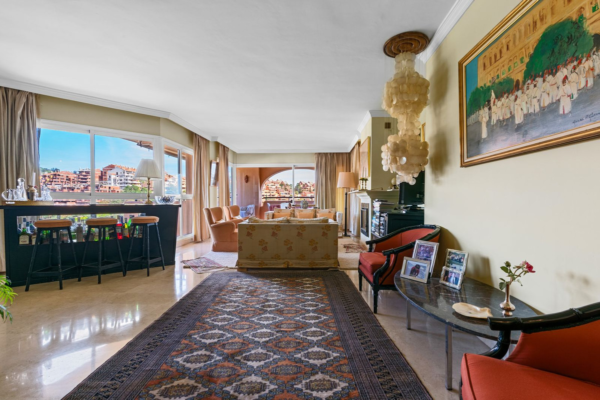 Apartamento com 3 quartos com piscina em Málaga, Espanha – Foto 3