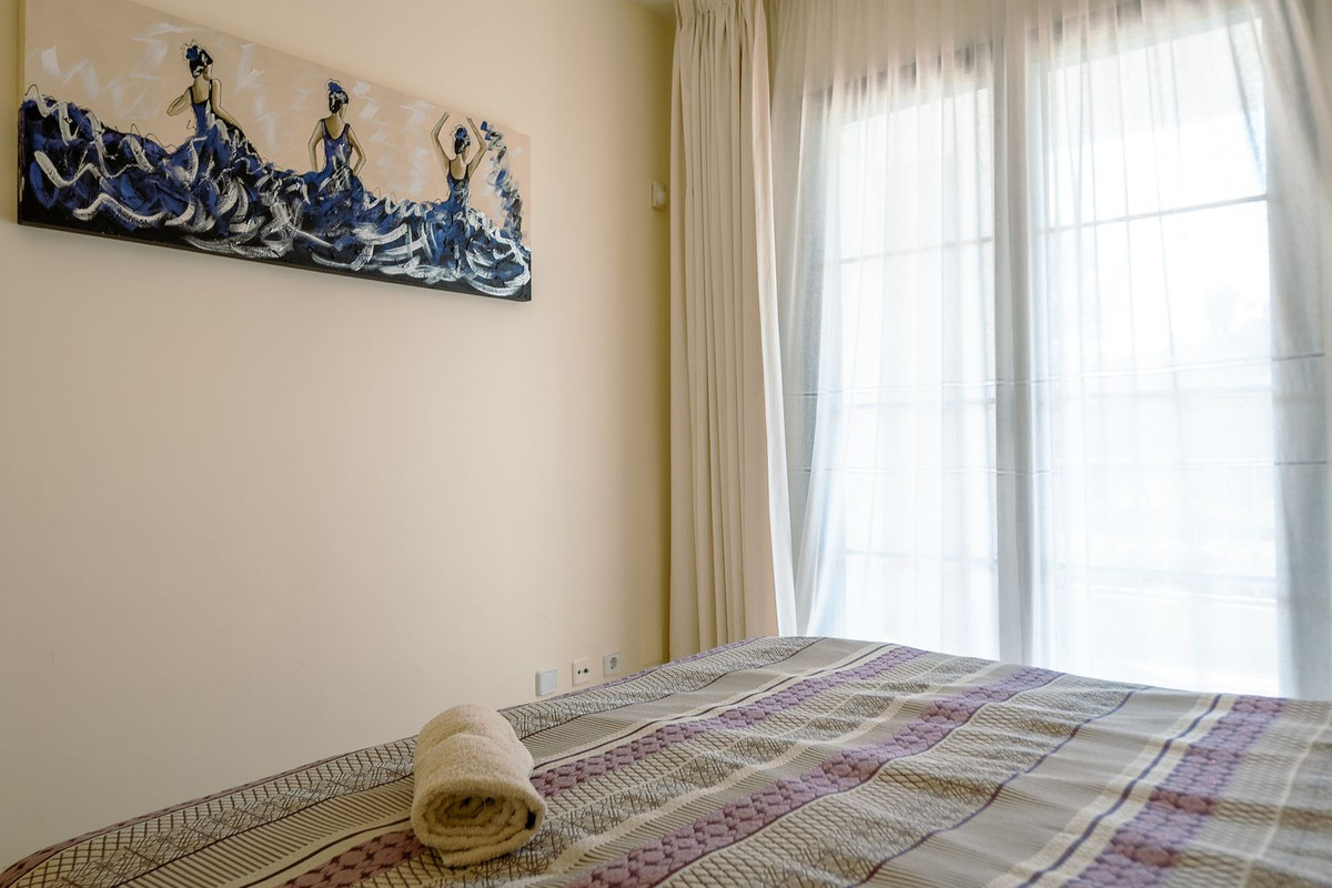 3 Bedroom Apartment in Benahavís - Photo 22