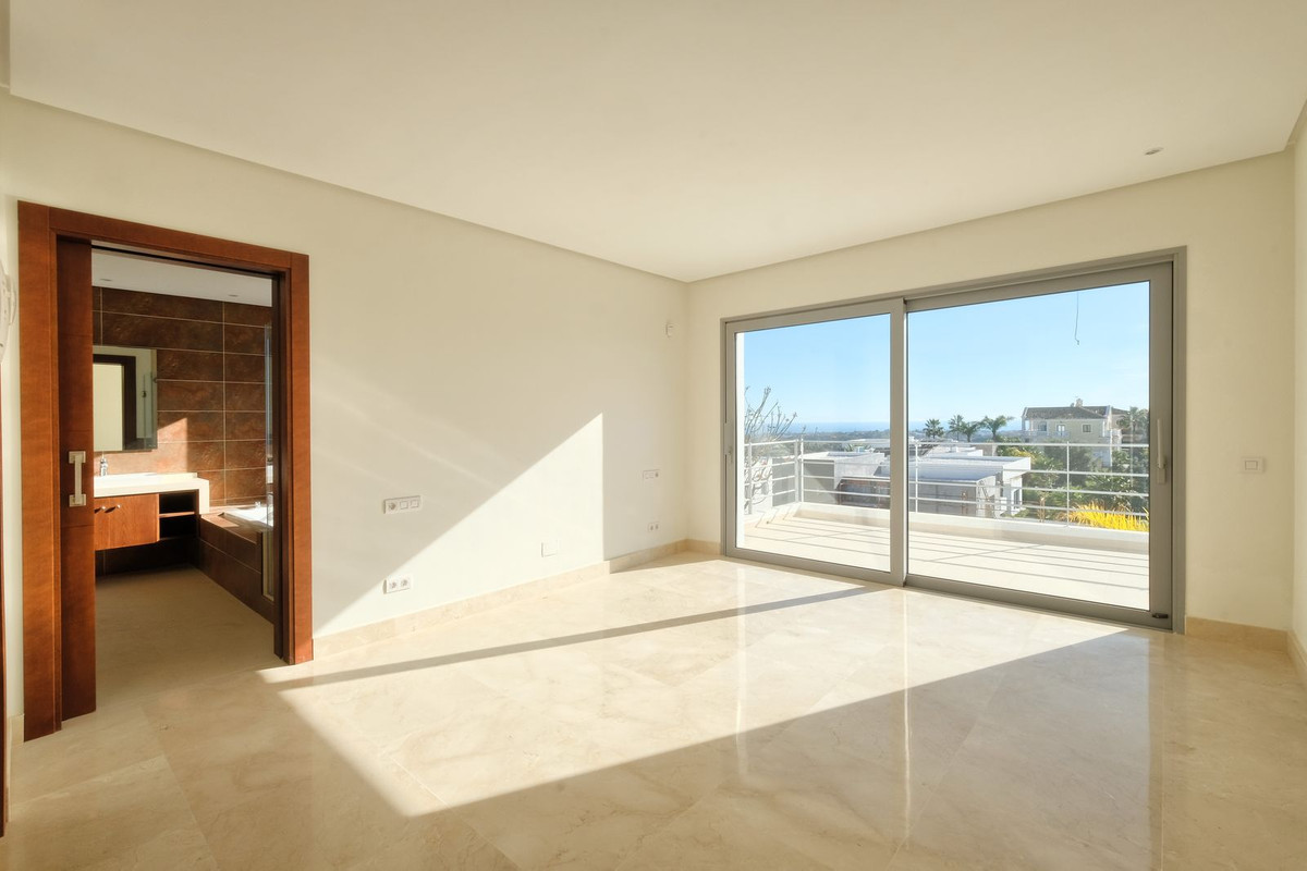 4 Bedroom Villa in Benahavís - Foto 37