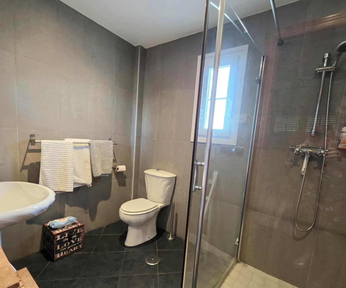 4 Bedroom Villa in Alhaurín el Grande - Foto 17