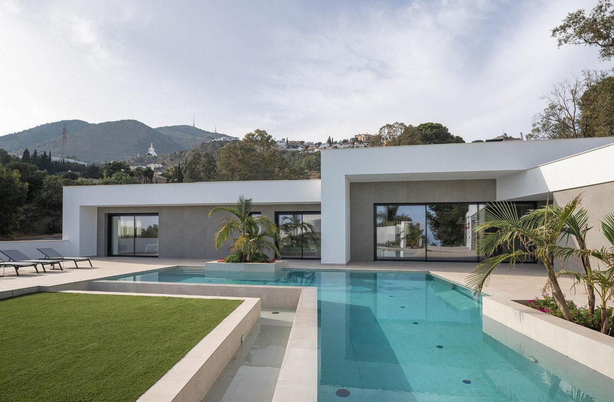 5 Bedroom Villa in Benalmádena - Foto 5