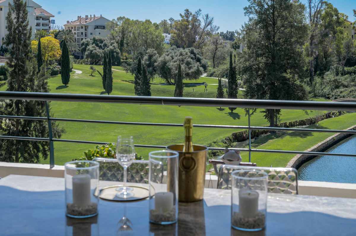 4 Bedroom Apartment in San Pedro de Alcántara - Photo 17