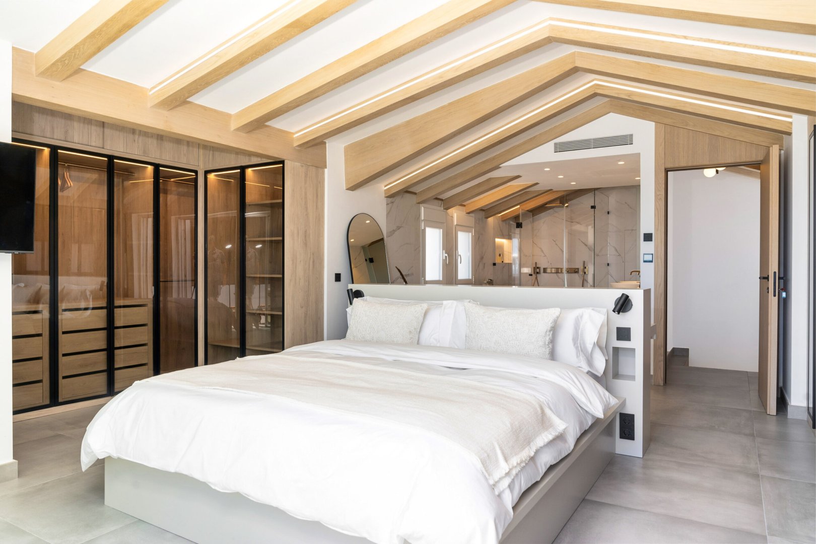 4 Bedroom Apartment in Marbella - Photo 39