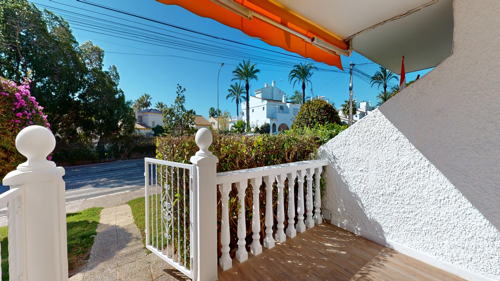Apartamento com 2 quartos com piscina em Alicante, Espanha – Foto 18