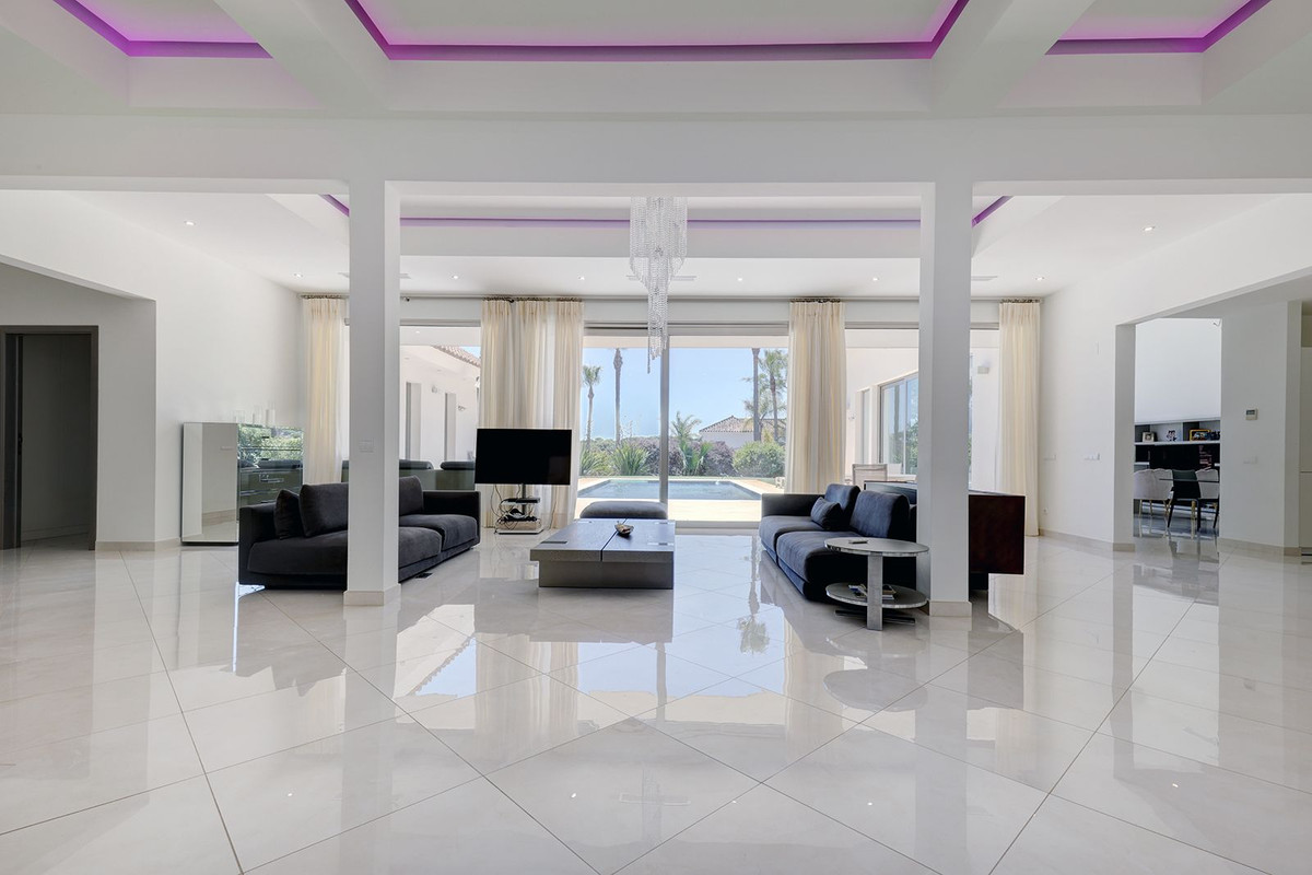 5 Bedroom Villa in Sotogrande - Photo 36