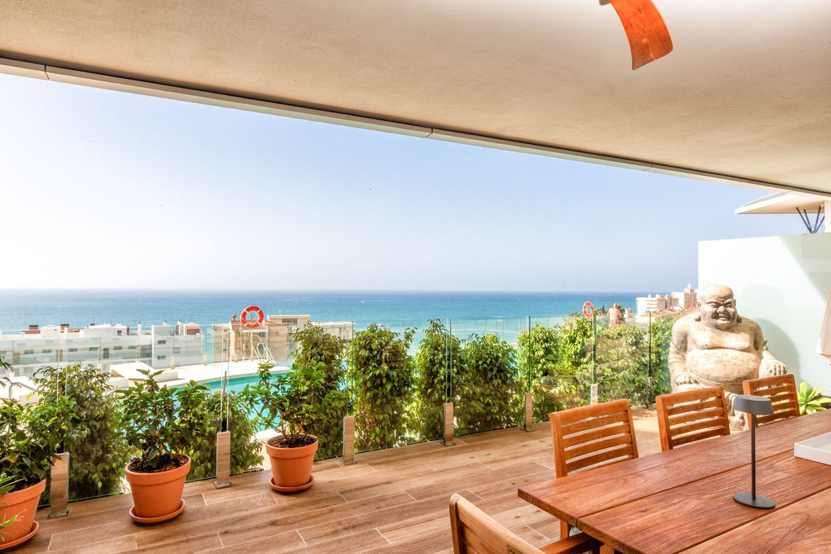 3 Bedroom Apartment in Fuengirola - Photo 7