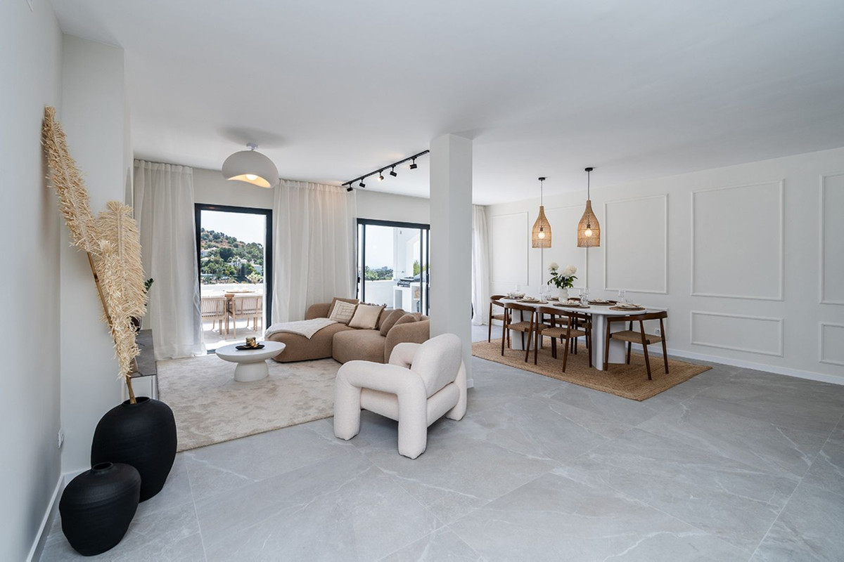 3 Bedroom Apartment in Benahavís - Photo 8