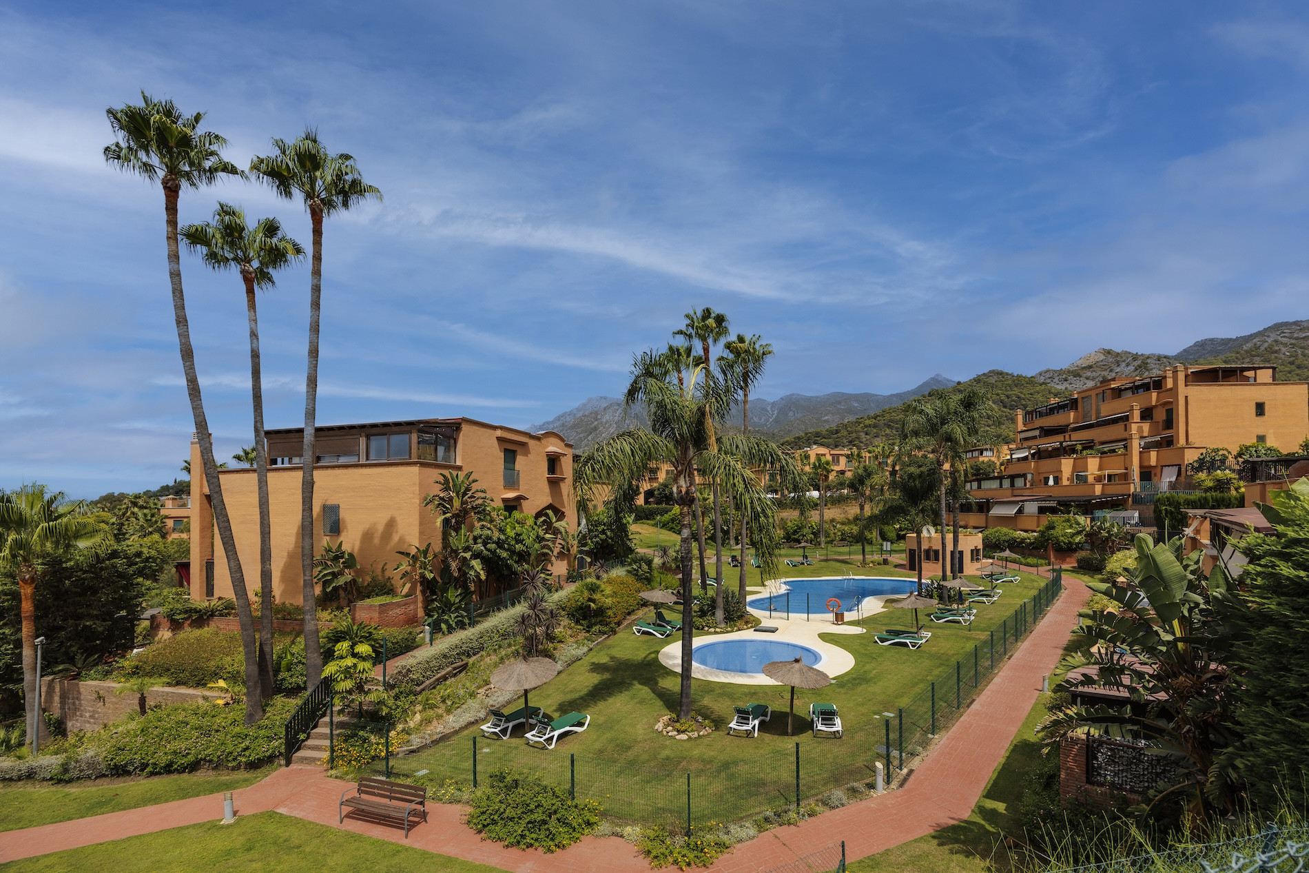 2 Bedroom Apartment in Marbella - Photo 17