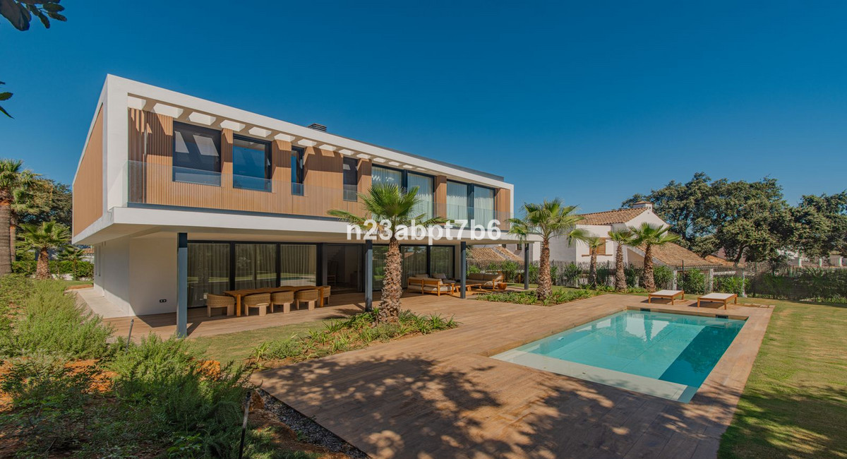 5 Bedroom Villa in Sotogrande