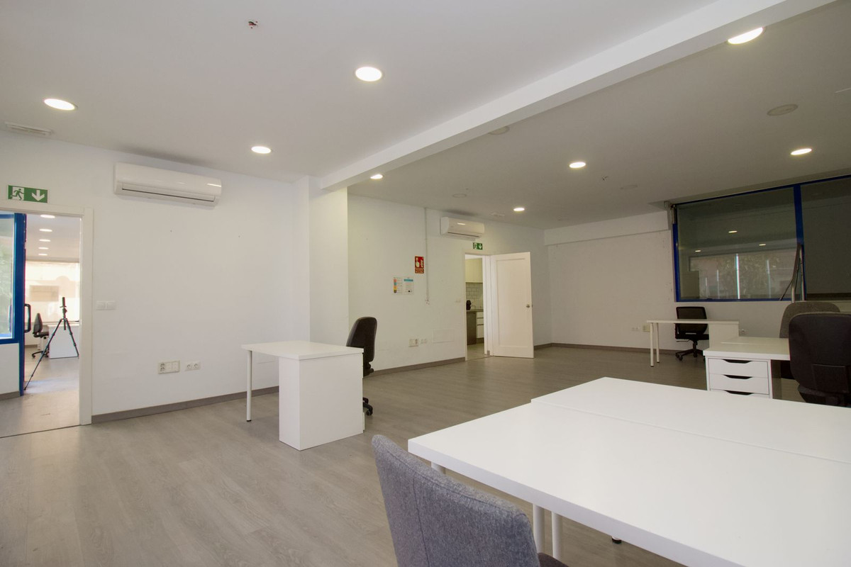 Locale commerciale a Malaga, Spagna – Foto 5
