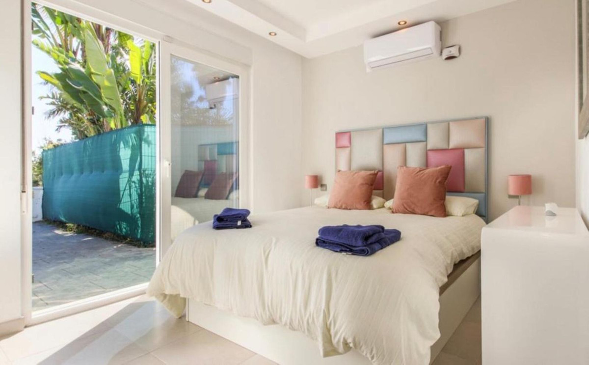 3 Bedroom Villa in Estepona - Foto 12