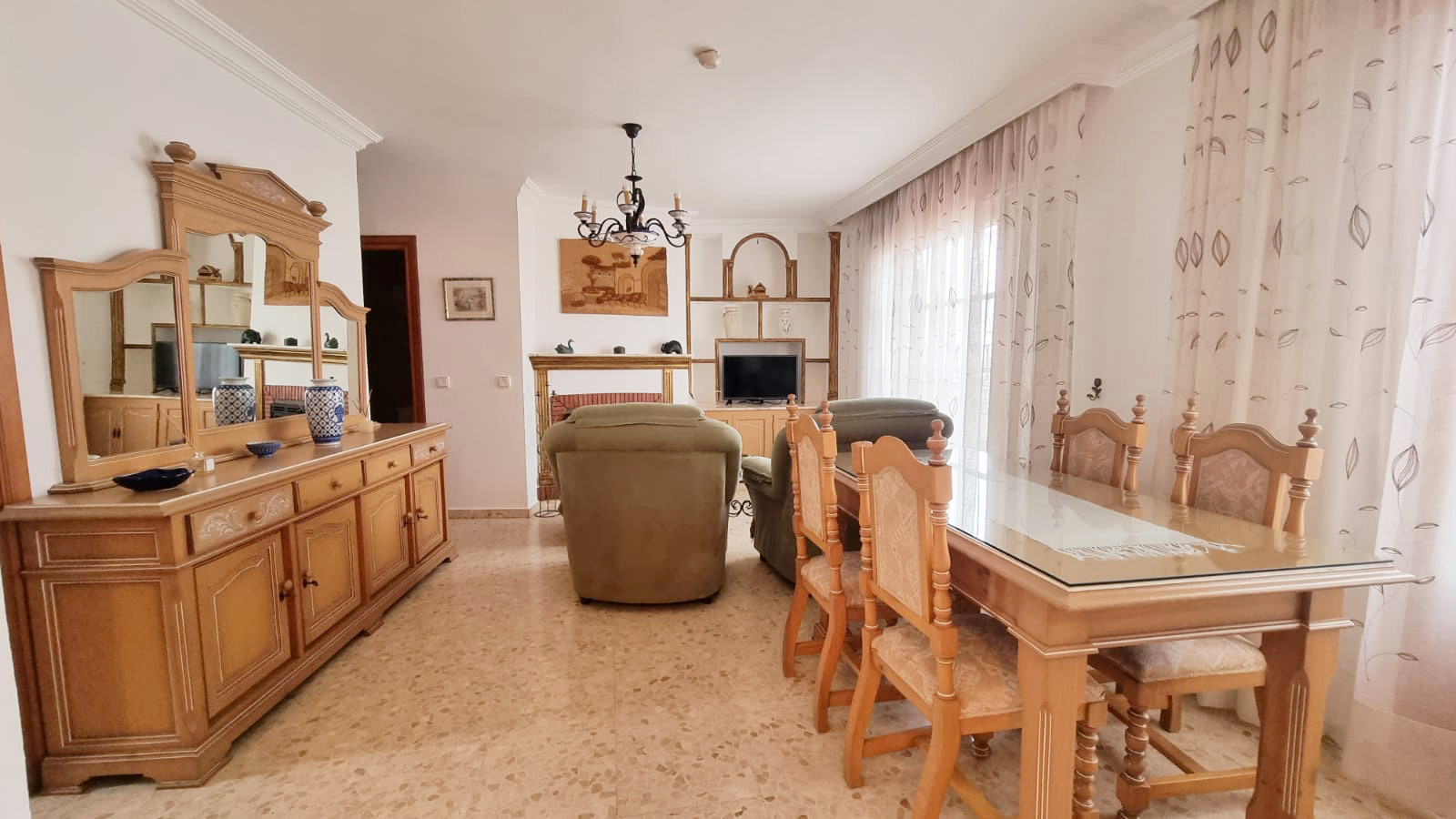 5 Bedroom Townhouse in Estepona - Фото 19
