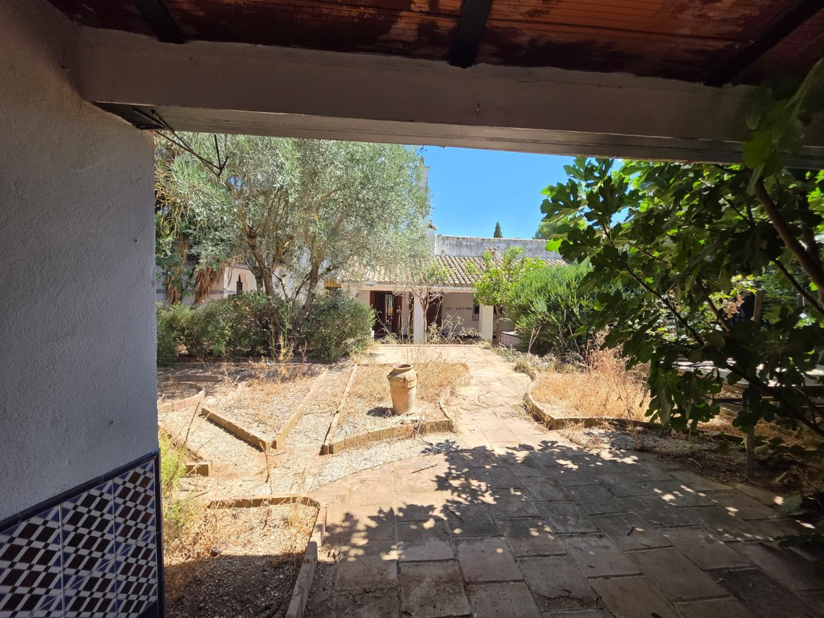 8 Bedroom Country house in Antequera - Photo 68