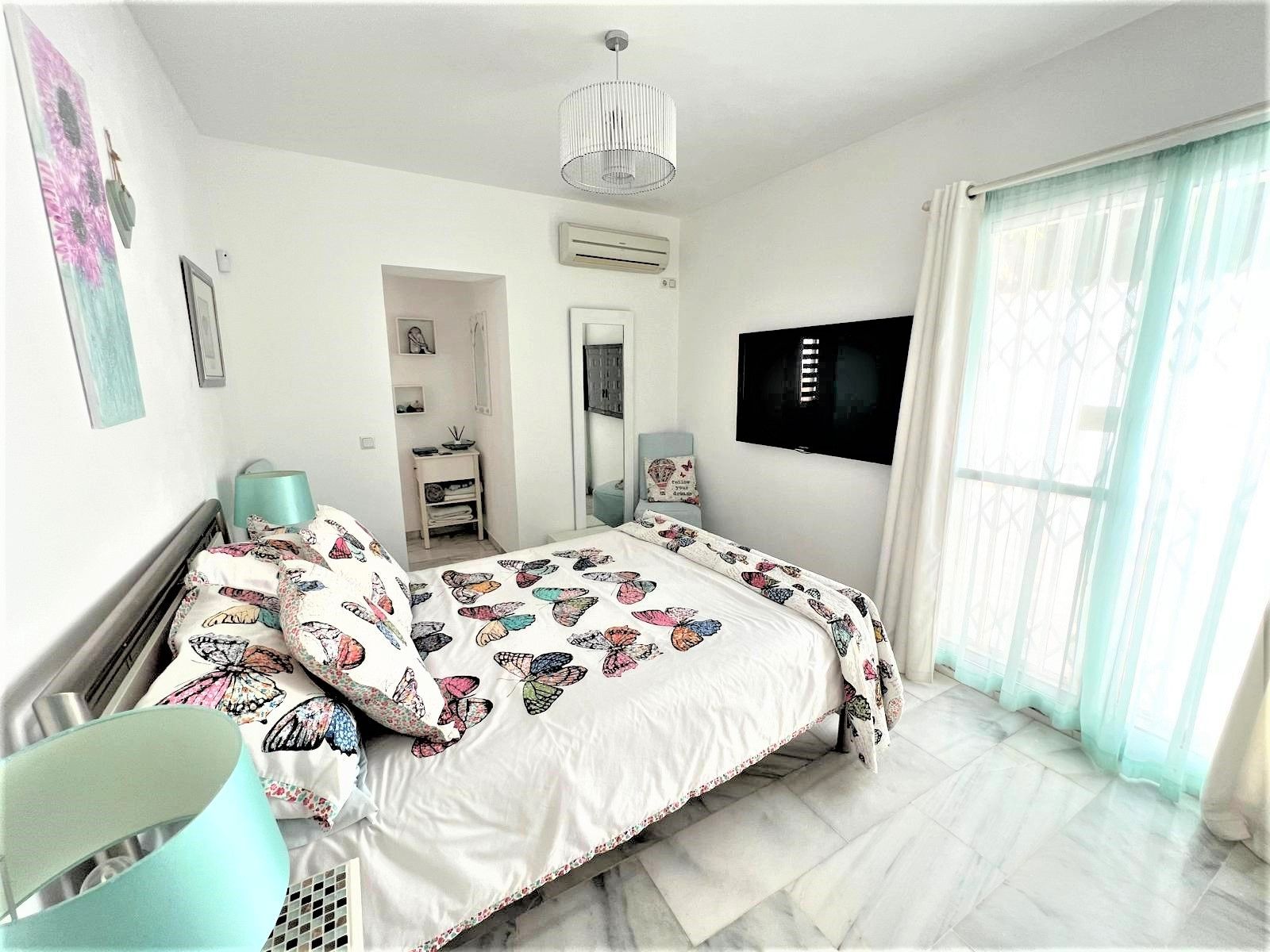 4 Bedroom Villa in Mijas - Photo 15