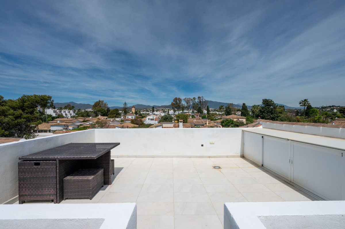 3 Bedroom Villa in Estepona - Фото 43