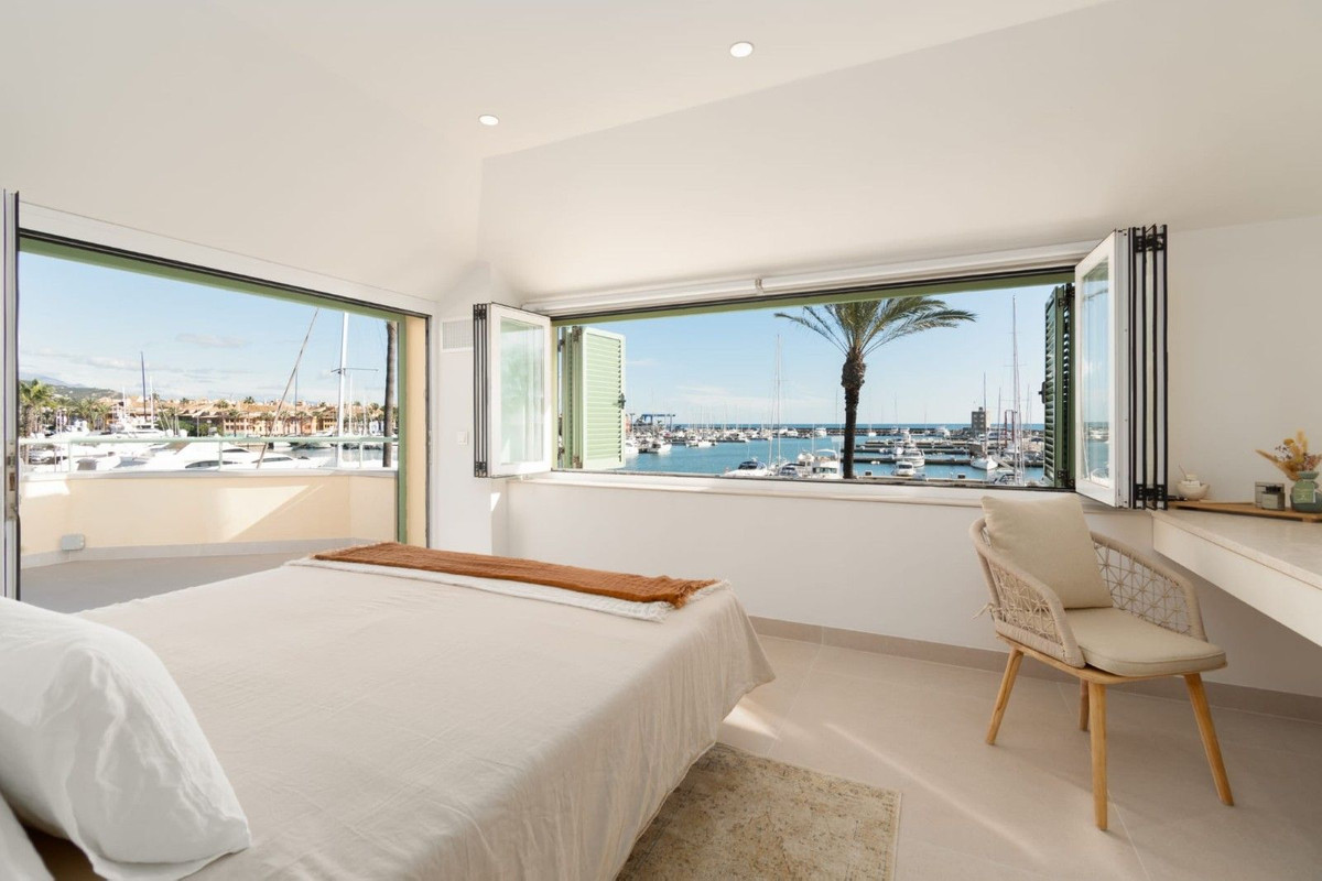 4 Bedroom Villa in Sotogrande - Photo 36