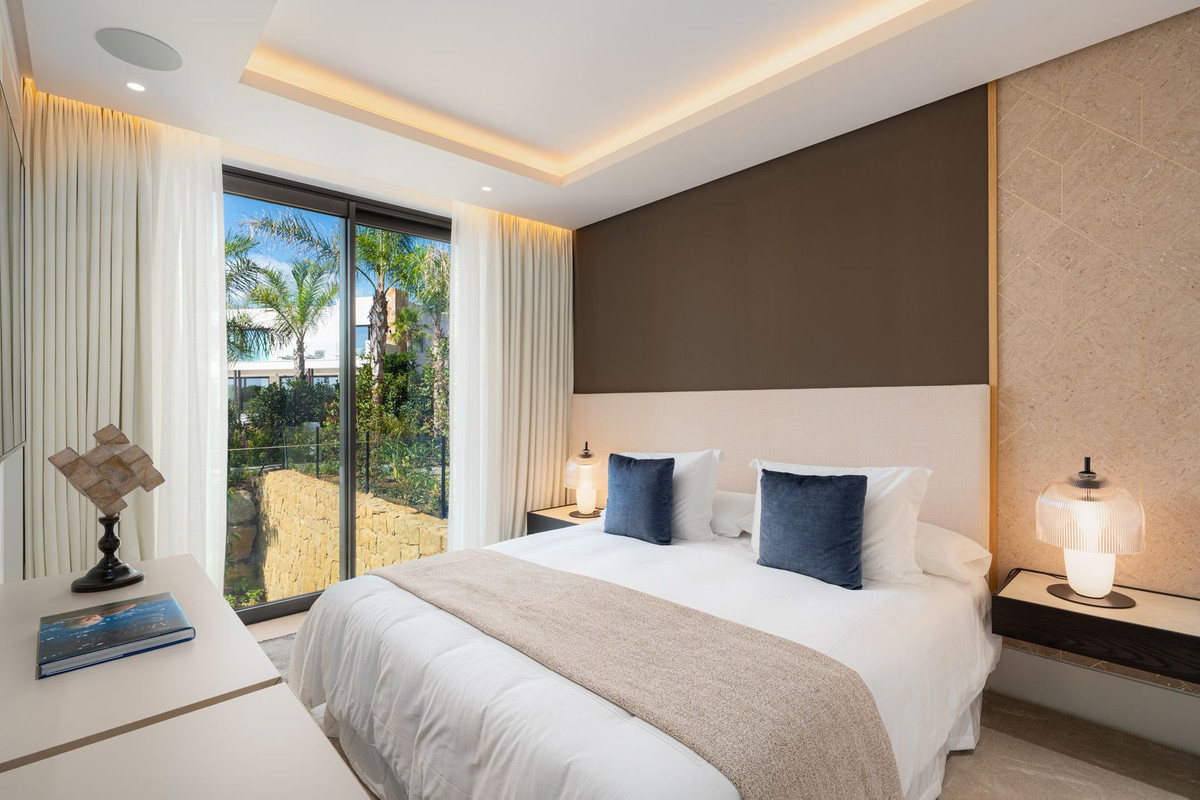 5 Bedroom Villa in Marbella - Фото 19