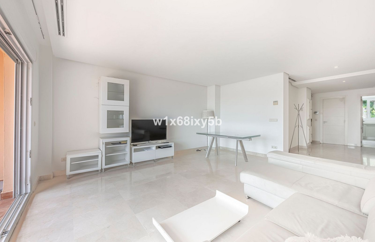 2 Bedroom Apartment in Marbella - Foto 11