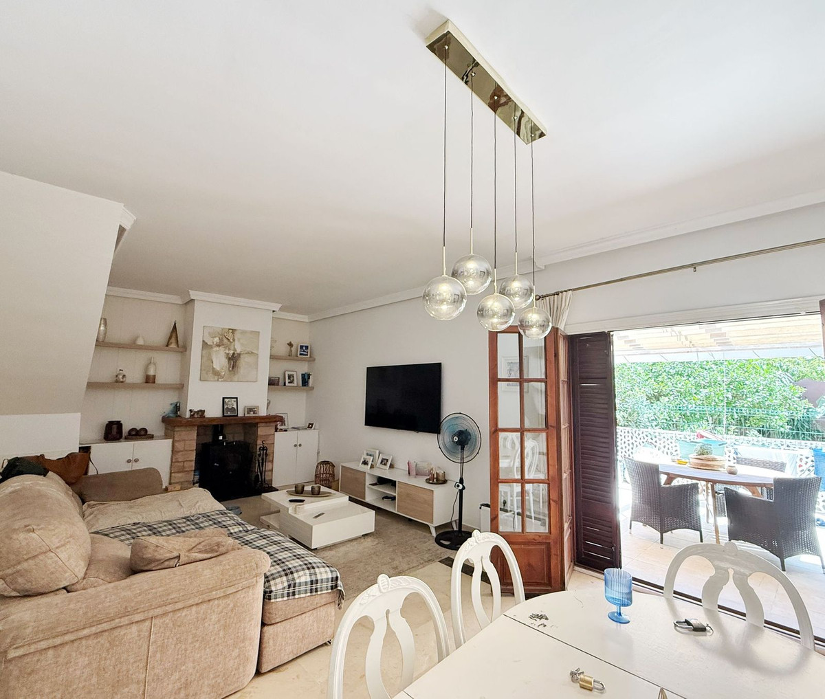 3 Bedroom Townhouse in Estepona - Фото 2
