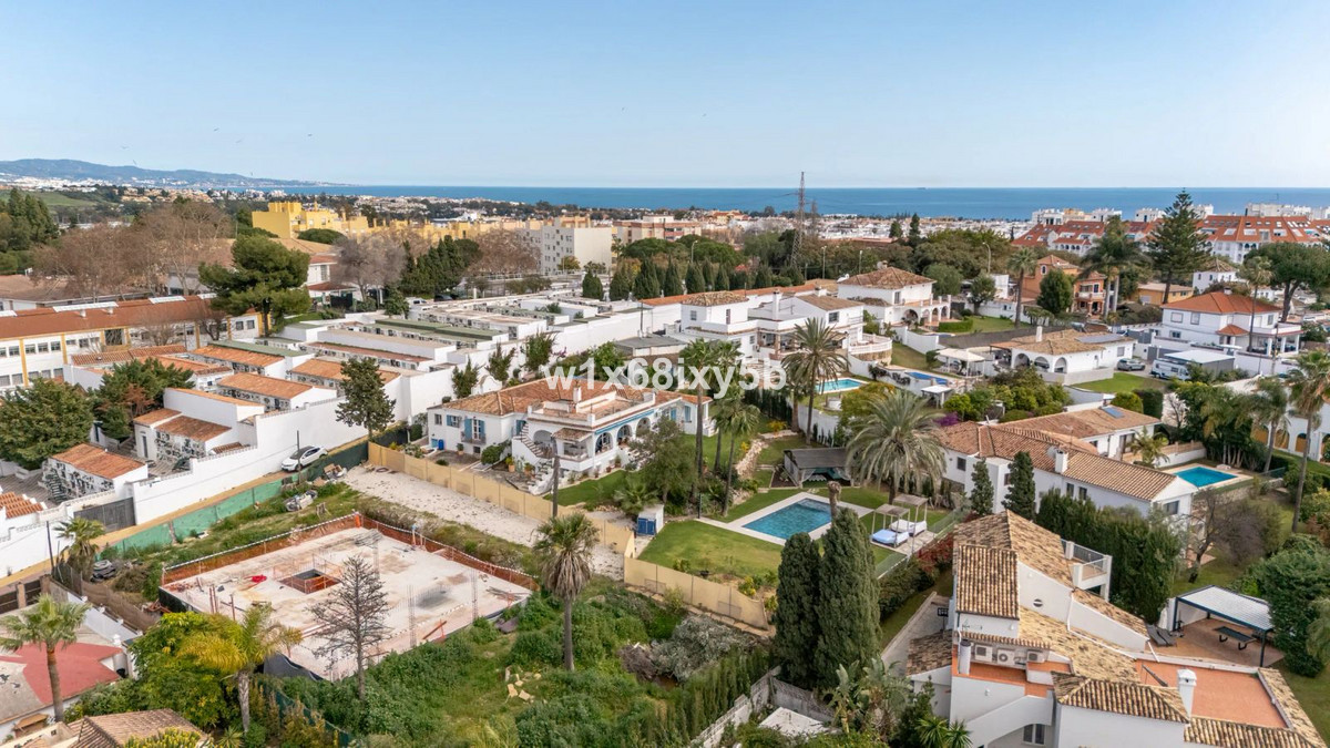5 Bedroom Villa in San Pedro de Alcántara - Photo 44
