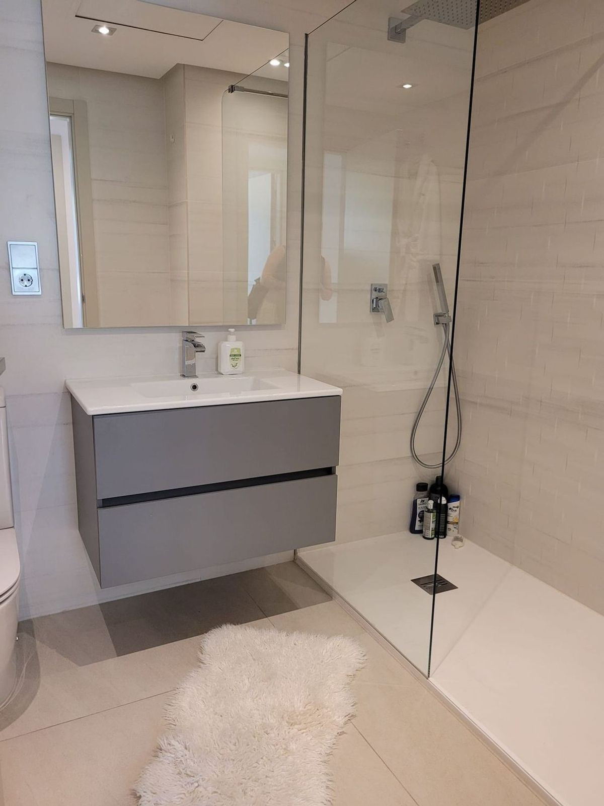 3 Bedroom Apartment in Benahavís - Photo 15