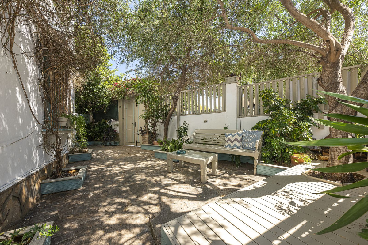 12 Bedroom Villa in Marbella - Photo 58