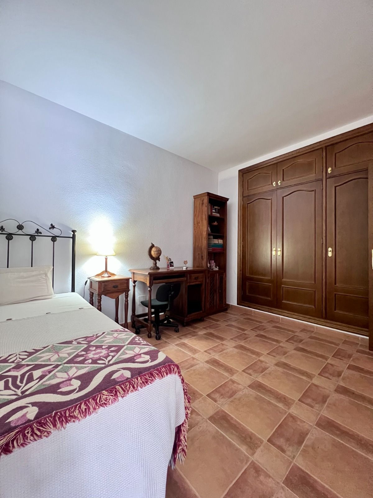 3 Bedroom Villa in Estepona - Photo 36