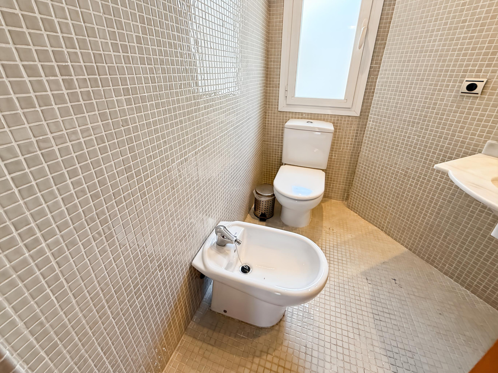 3 Bedroom Townhouse in Marbella - Photo 13