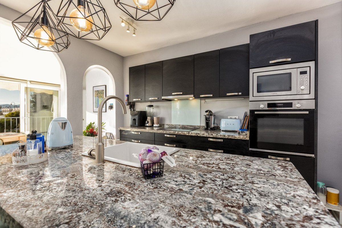 5 Bedroom Villa in Mijas - Photo 20