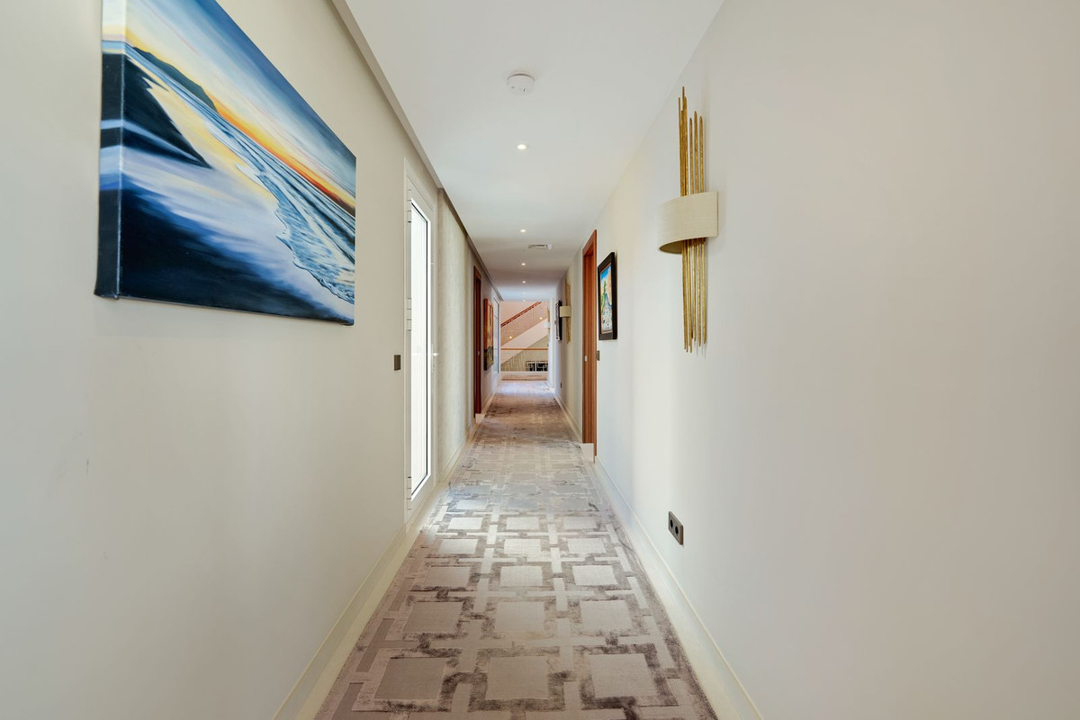 9 Bedroom Villa in Benahavís - Foto 68