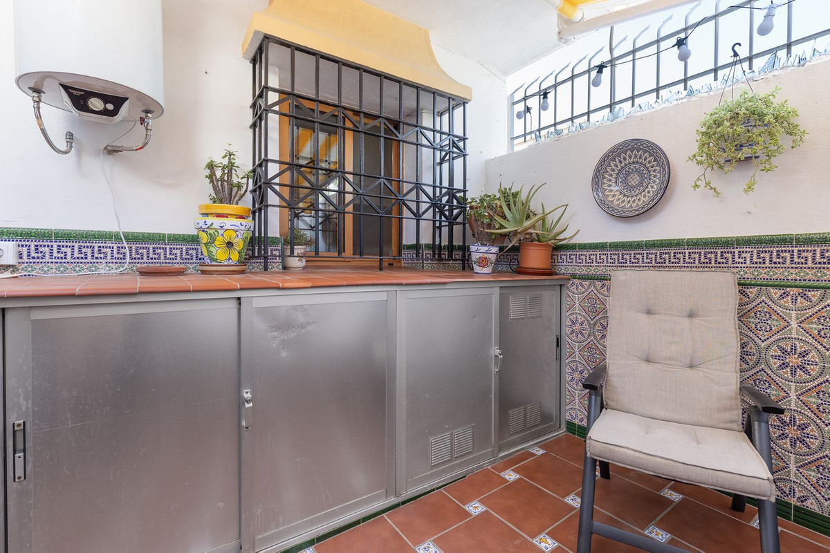 4 Bedroom Townhouse in Torremolinos - Photo 16