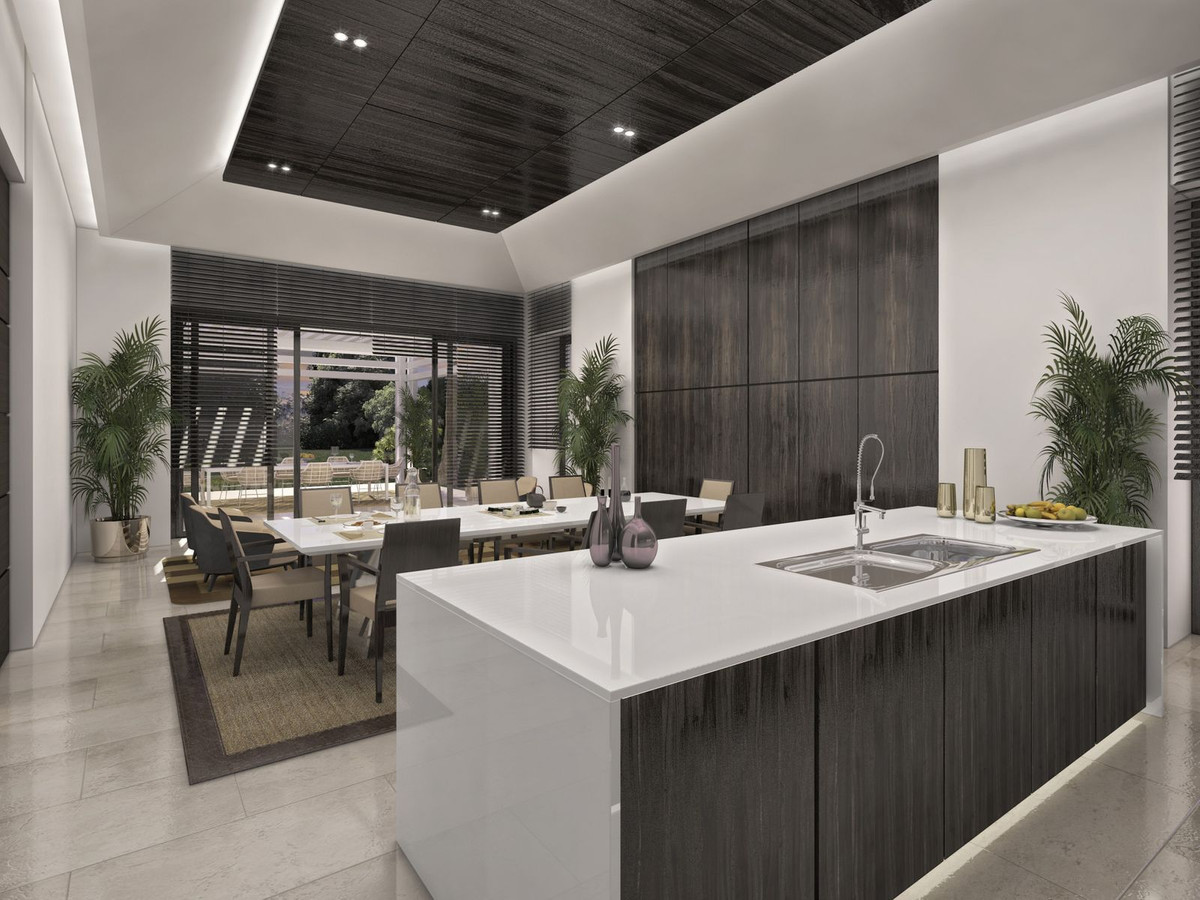 3,607 m² Plot in Marbella - Photo 5