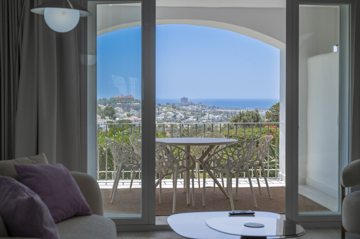 3 Bedroom Apartment in Benahavís - Foto 3