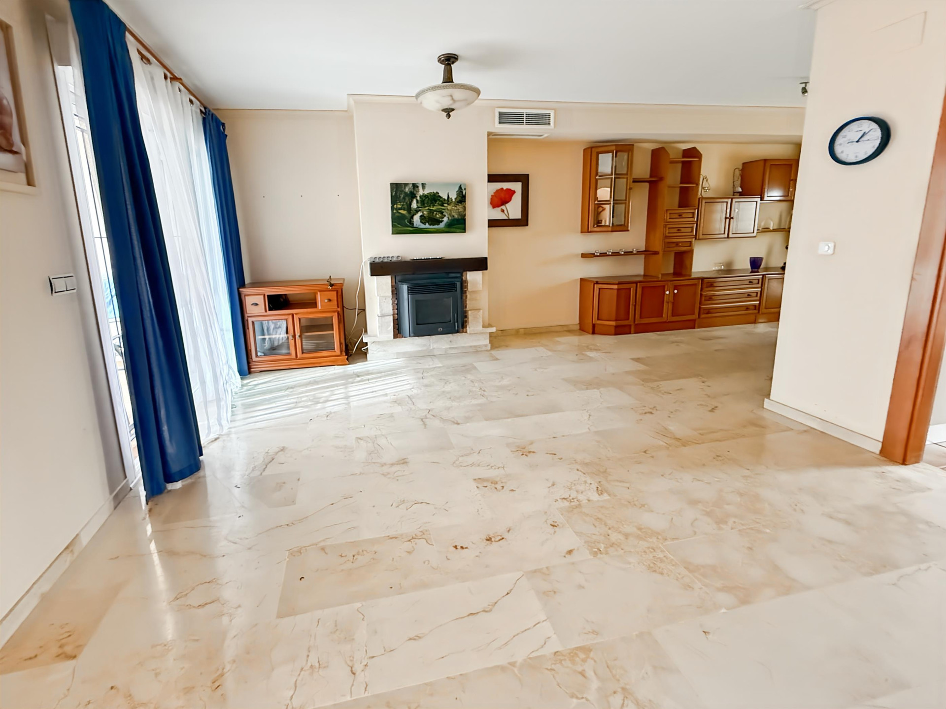 3 Bedroom Townhouse in Marbella - Photo 6