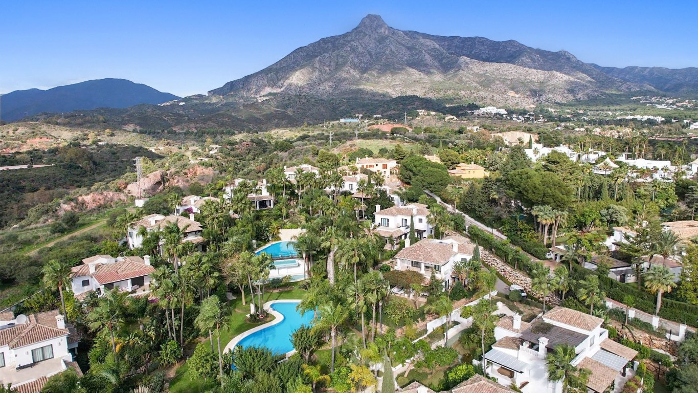 5 Bedroom Villa in Marbella - Photo 30