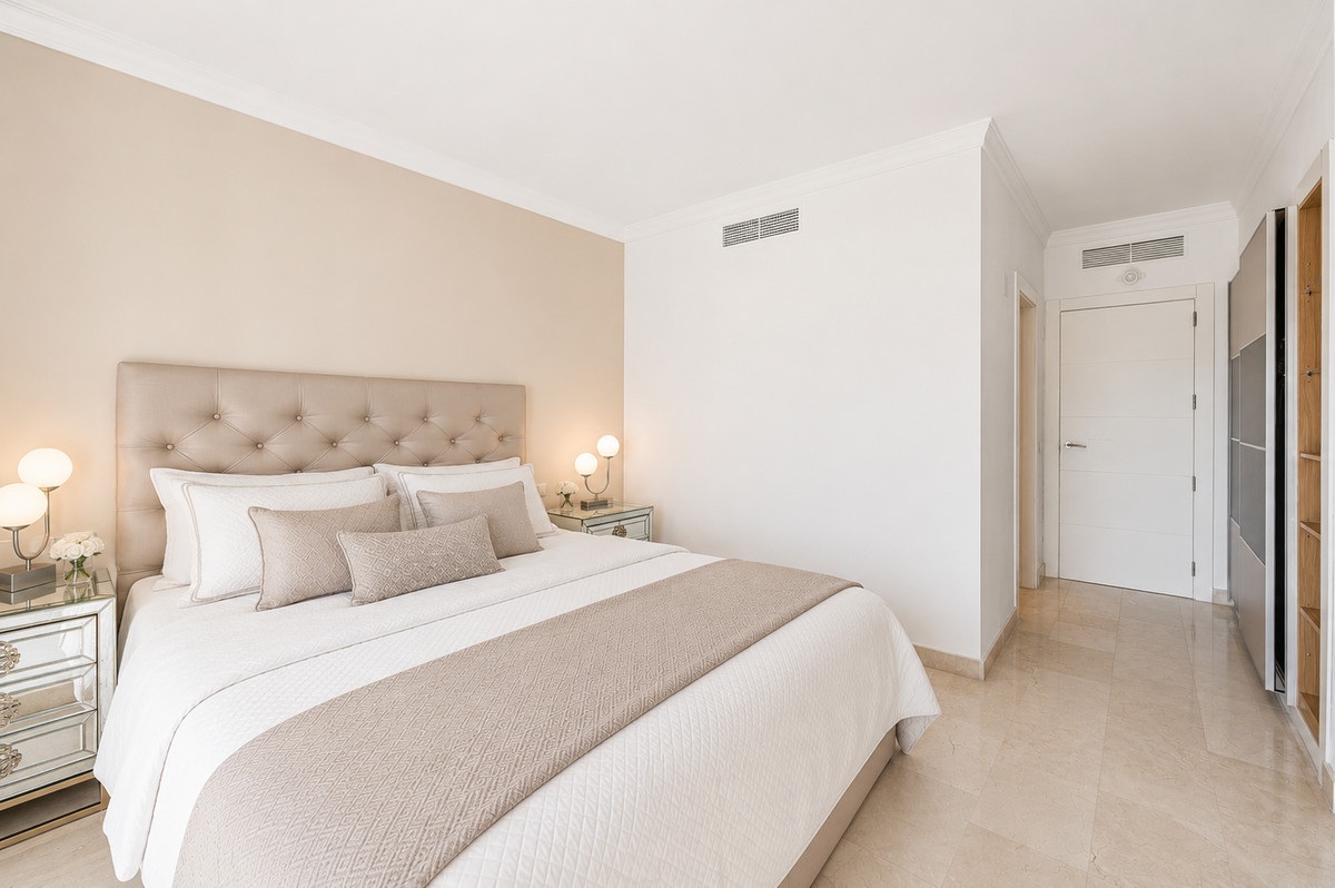3 Bedroom Townhouse in Marbella - Photo 16