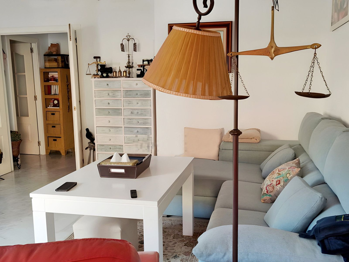 3 Bedroom Apartment in San Pedro de Alcántara - Photo 6