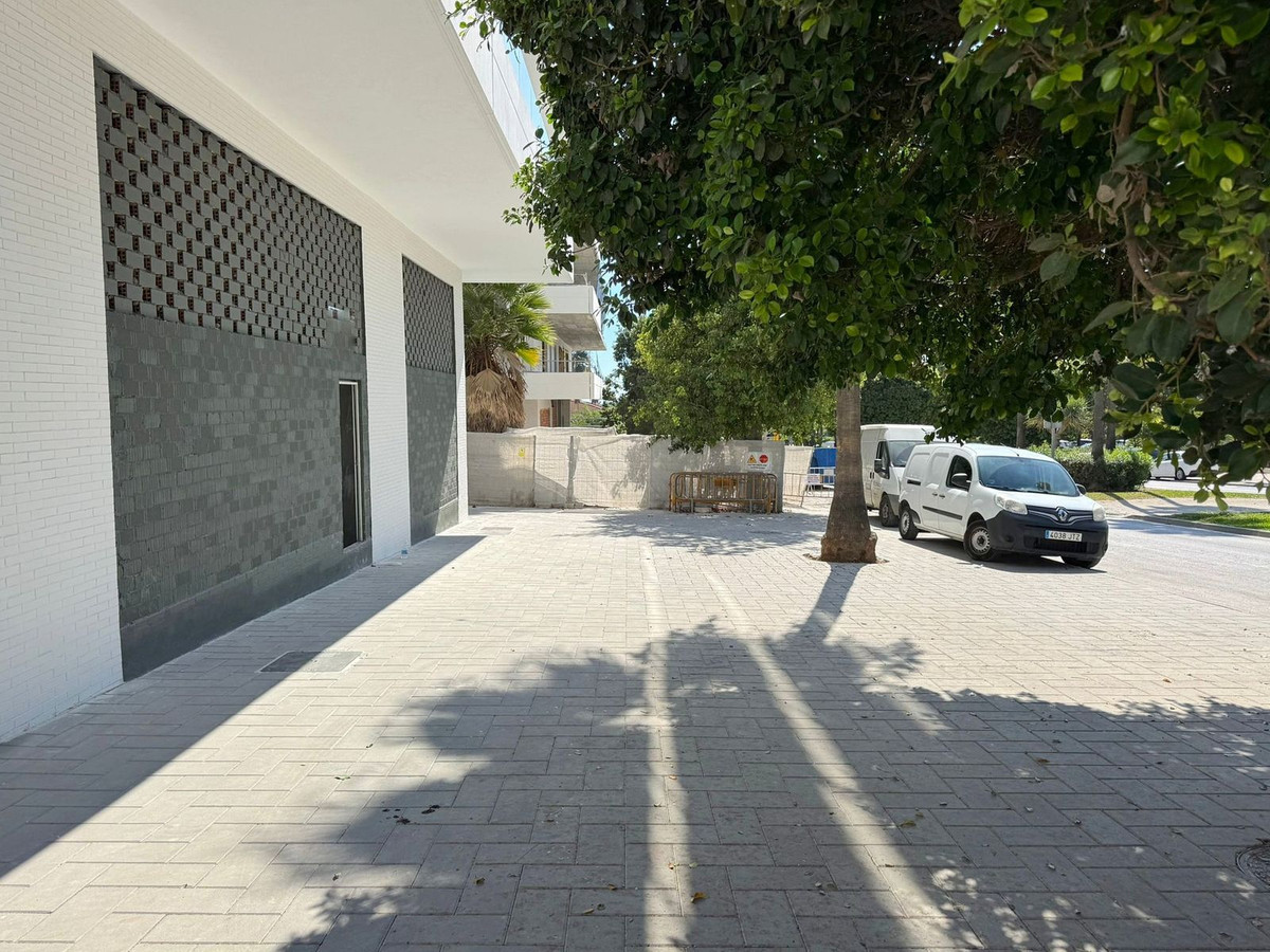 Local en Málaga – Foto 11