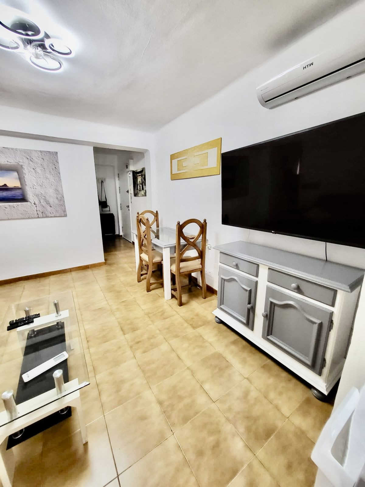 3 Bedroom Apartment in Marbella - Photo 4