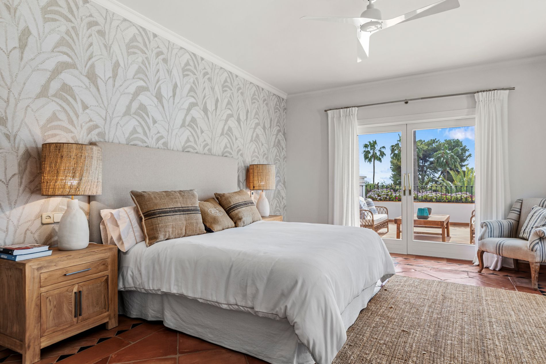 5 Bedroom Villa in Marbella - Photo 41