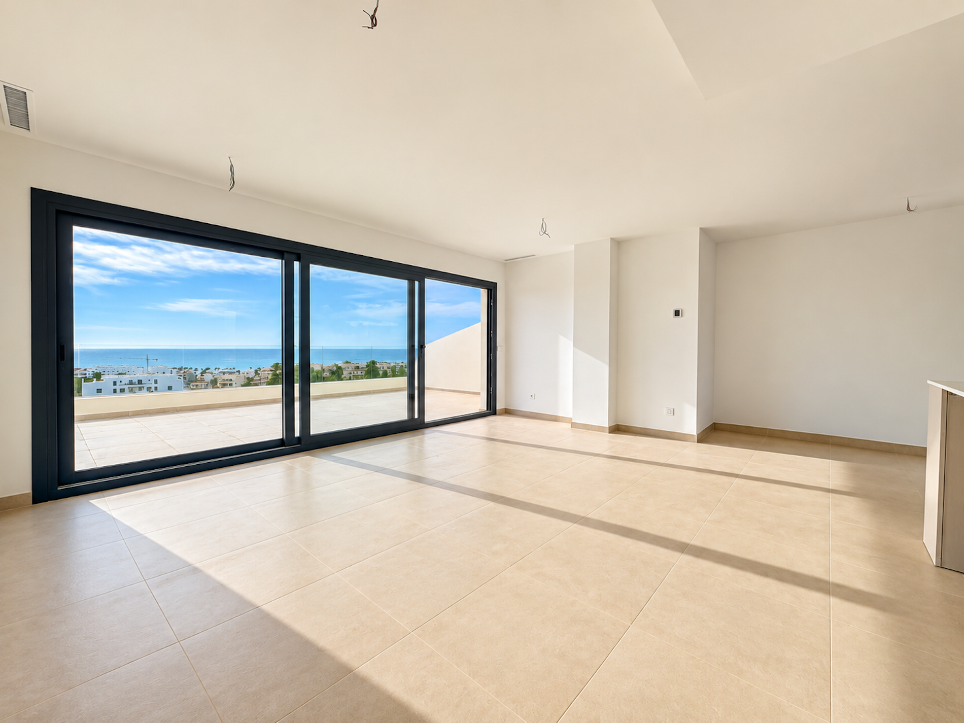 3 Bedroom Penthouse in Mijas - Photo 7
