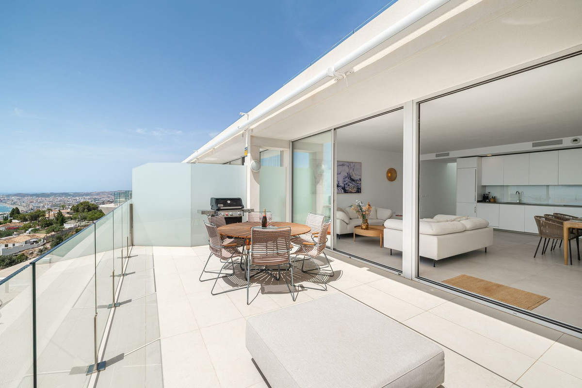 3 Bedroom Penthouse in Benalmádena - Photo 13