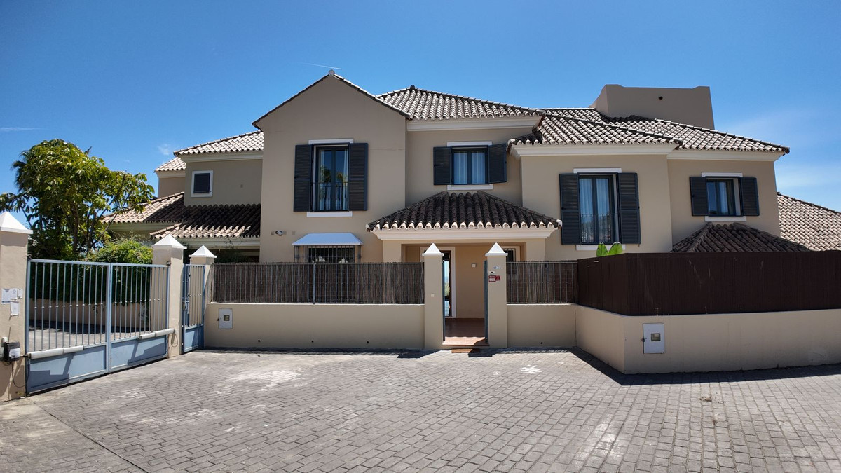 Townhouse in Benahavis