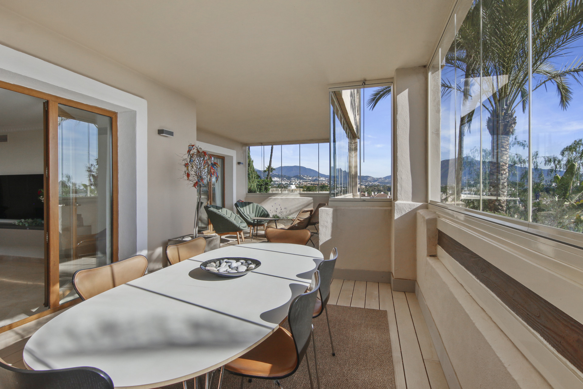 3 Bedroom Apartment in Estepona - Photo 13