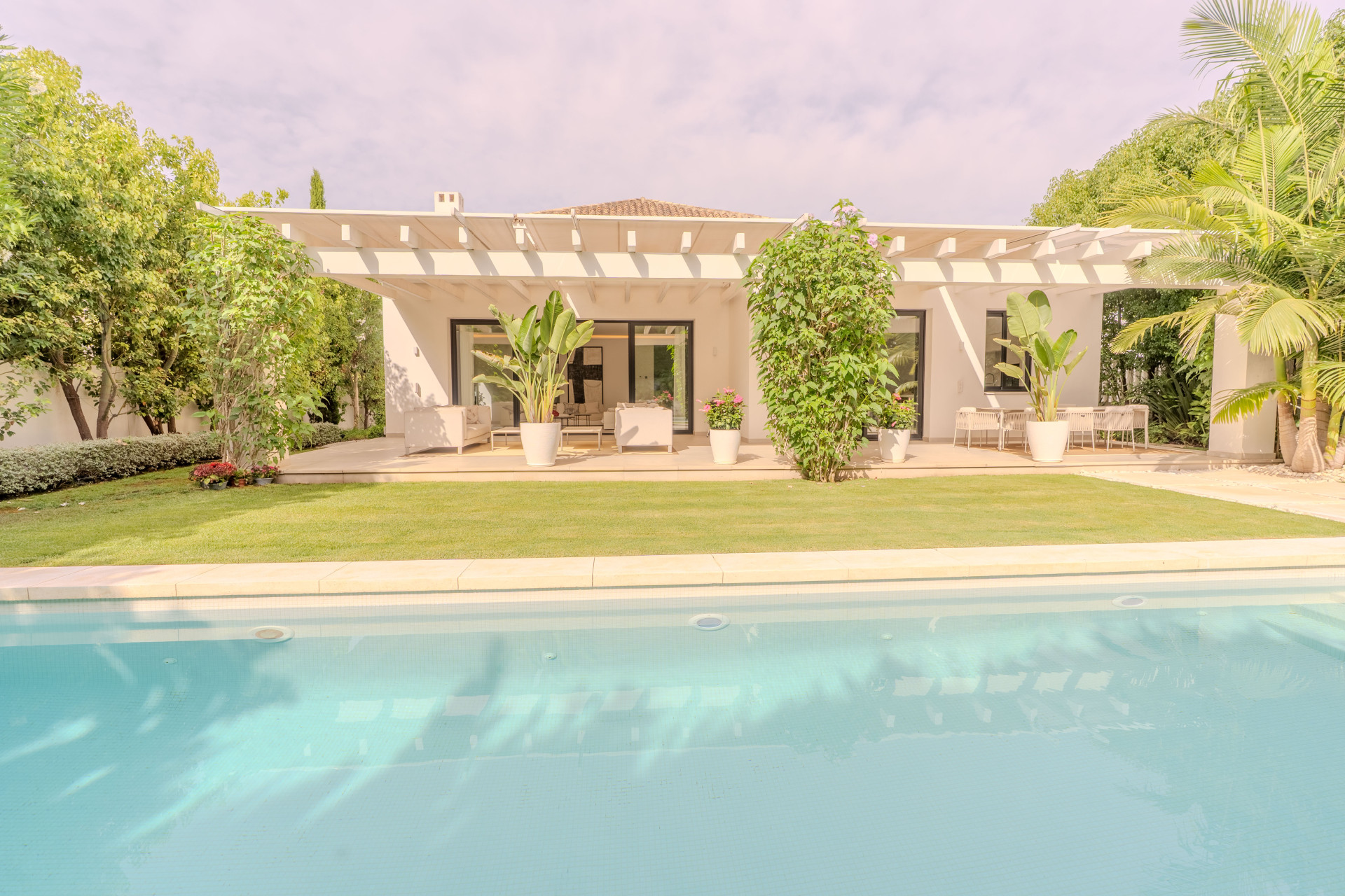 5 Bedroom Villa in Marbella - Photo 47