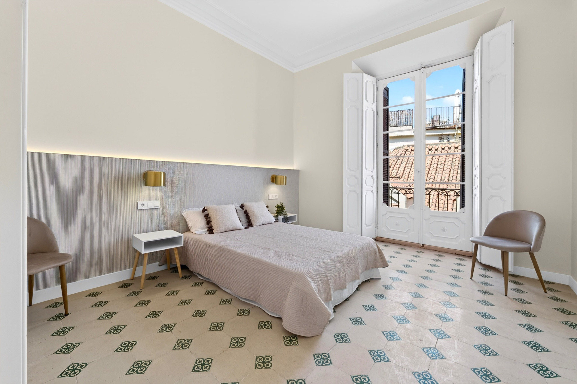 4 Bedroom Apartment in Málaga - Photo 19