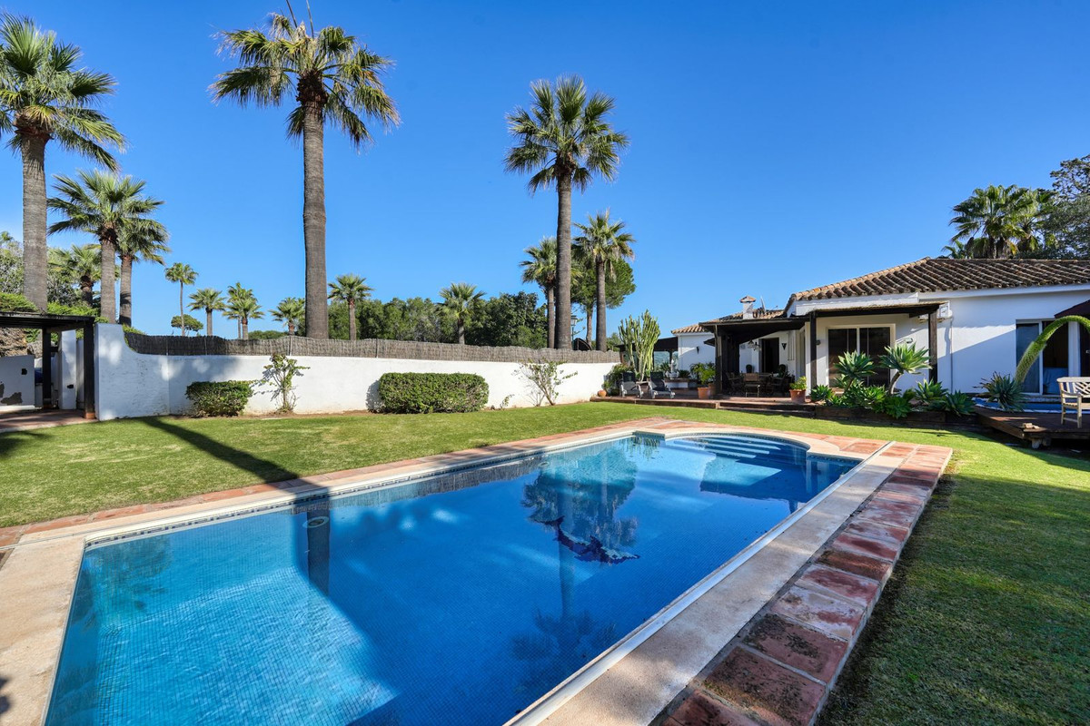 5 Bedroom Villa in Sotogrande - Photo 4