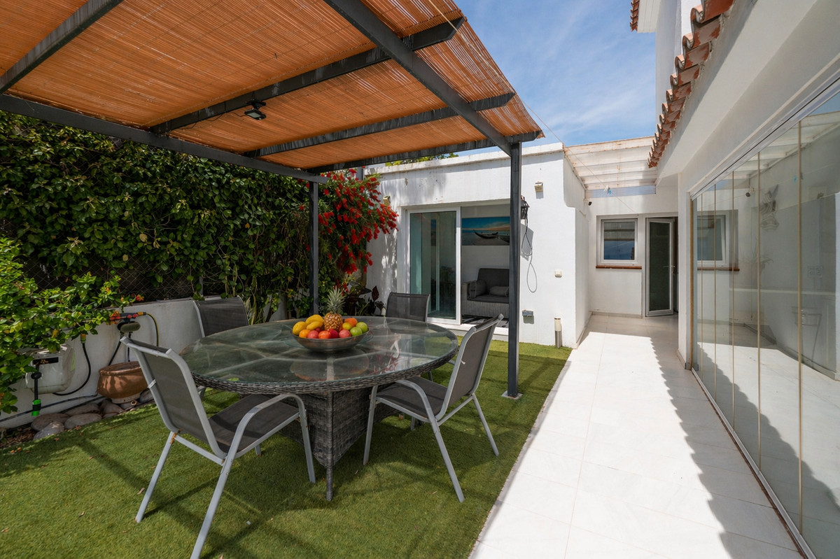 3 Bedroom Villa in Estepona - Фото 29