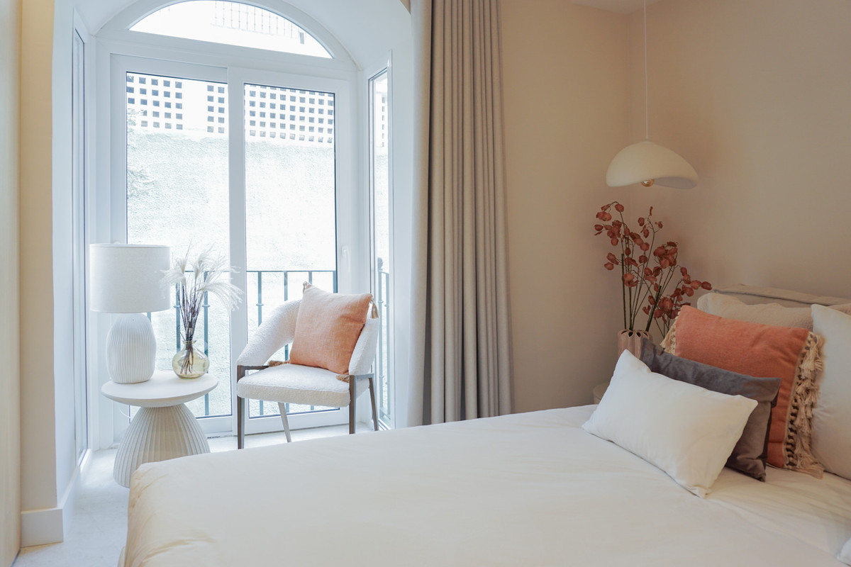 Apartamento com 4 quartos com piscina em Málaga, Espanha – Foto 16