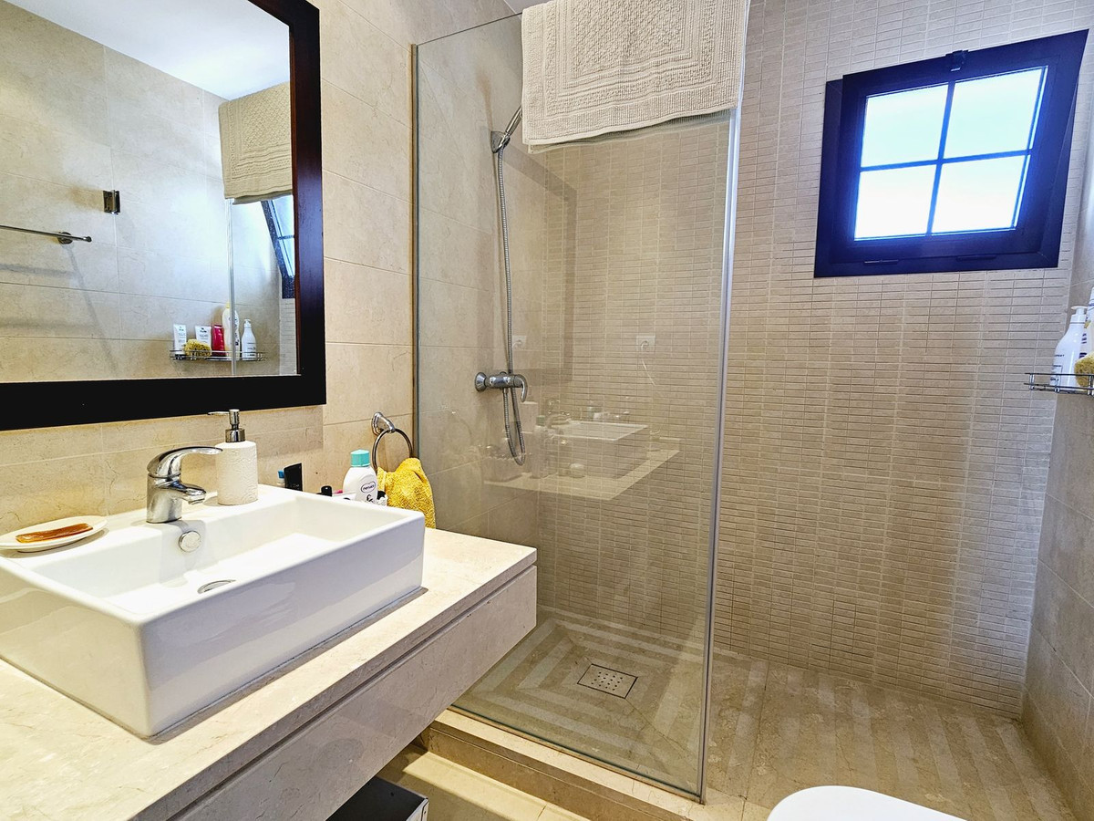 Apartamento com 2 quartos com vista mar em Málaga, Espanha – Foto 17